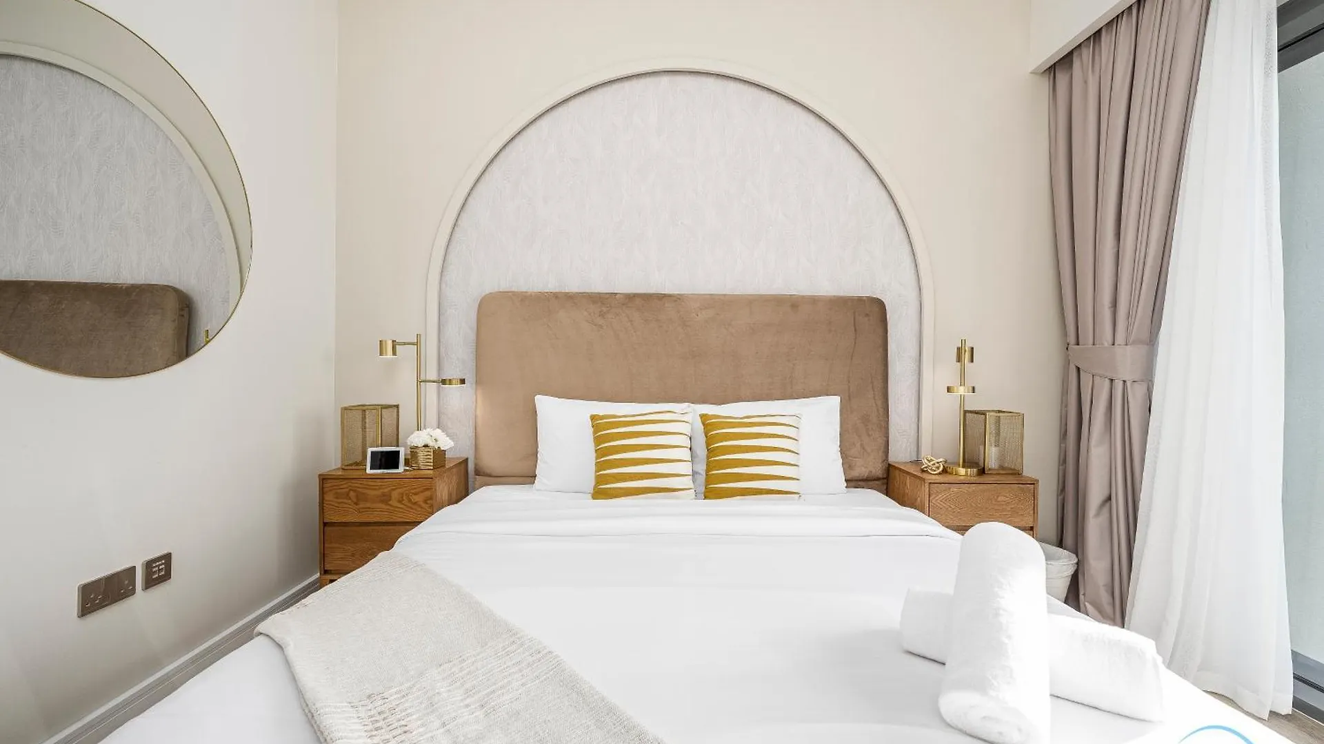 Luxurious 3Br With Burj Khalifa View, Downtown Dubai By Deluxe Holiday Homes 0*,