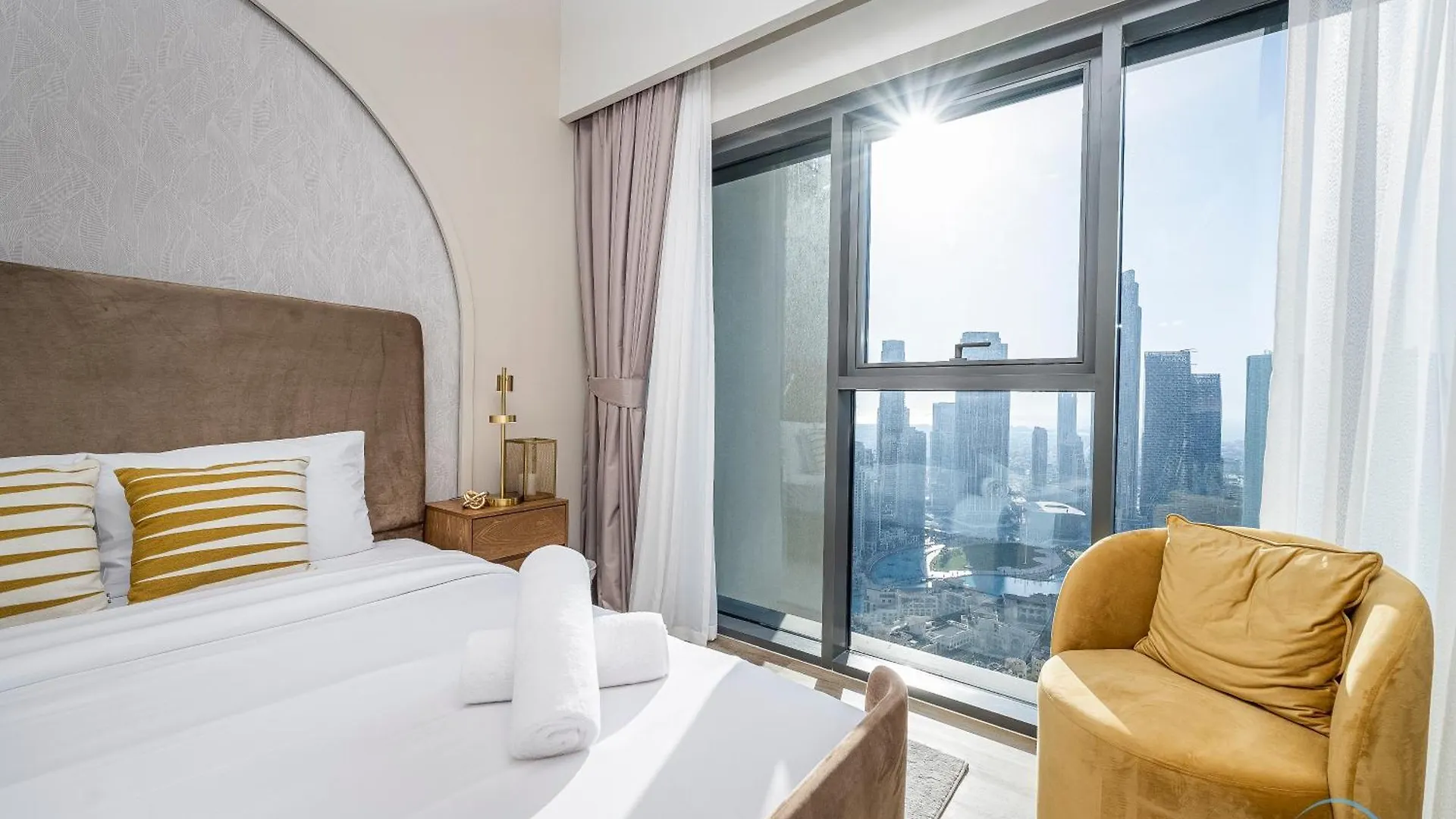Luxurious 3Br With Burj Khalifa View, Downtown Dubai By Deluxe Holiday Homes