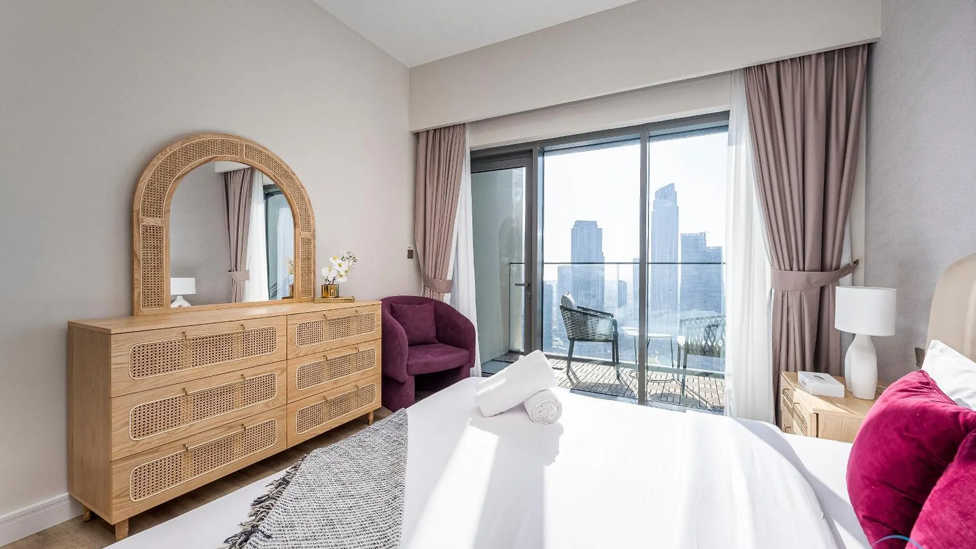Luxurious 3Br With Burj Khalifa View, Downtown Dubai By Deluxe Holiday Homes 0*,