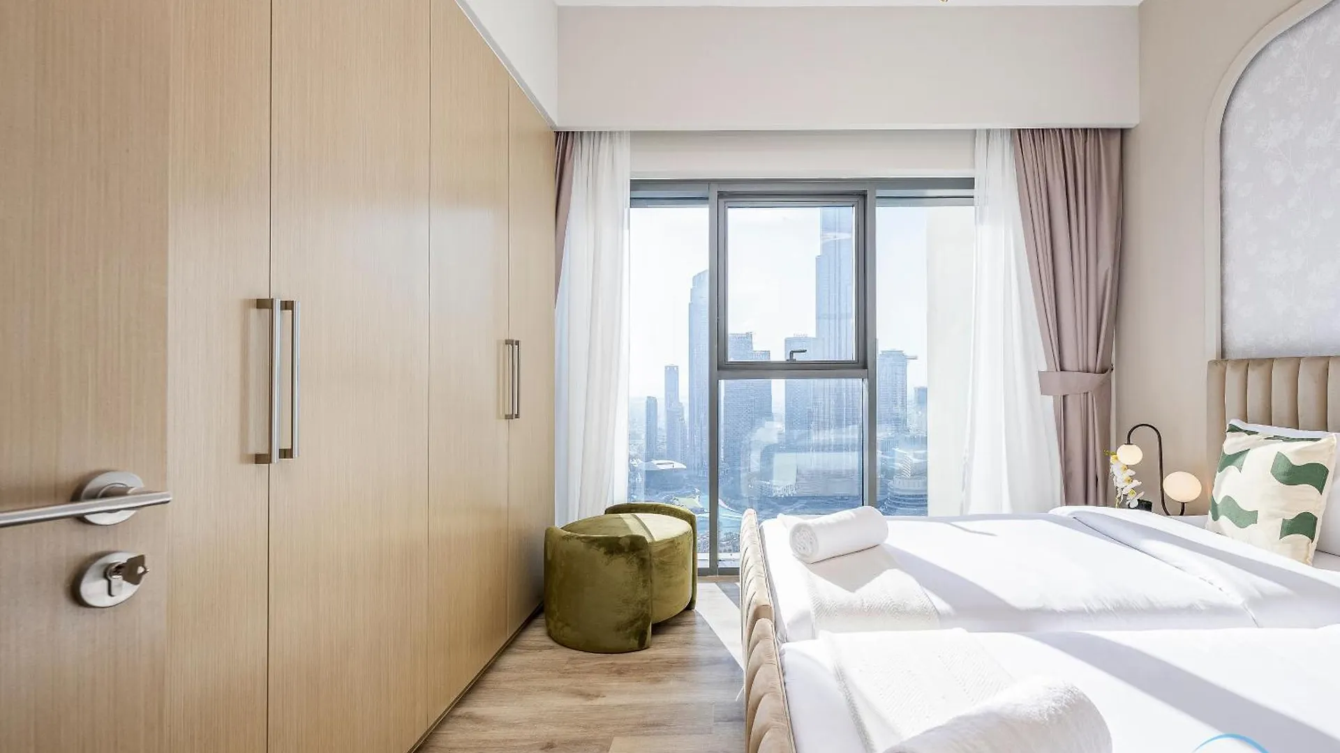 Luxurious 3Br With Burj Khalifa View, Downtown Dubai By Deluxe Holiday Homes Apartment